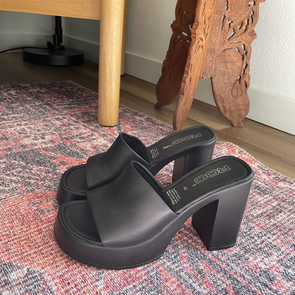 ROC Boots leather platform heel